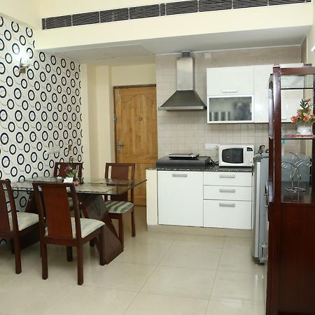 Imperial Apartment Fortis Gurgaon Eksteriør billede