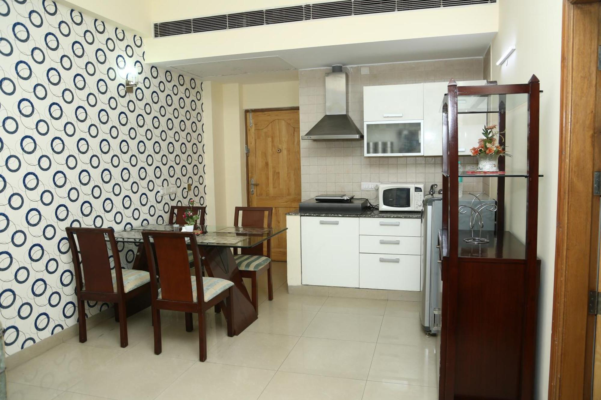 Imperial Apartment Fortis Gurgaon Eksteriør billede